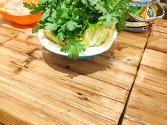 -霄汉牛三鲜湖北砂锅菜(万松园2店)