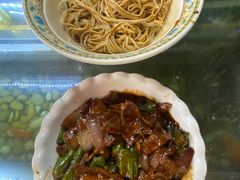 -金杨拉面王小吃面馆·牛三宝面·红烧牛肉粉