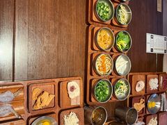 -银米·云南传统过桥米线(双廊黑金冠店)