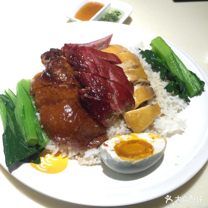 龙记烧腊茶餐厅四宝饭图片 - 第1172张