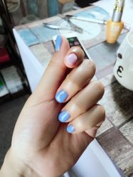 -约会灰姑娘美甲美睫工作室