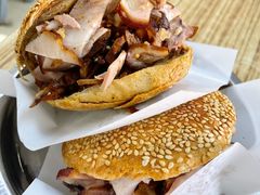 烧饼夹肘子肉-老四烧饼铺(丽源路店)