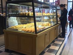 面包甜点陈列柜-味多美(民星路店)