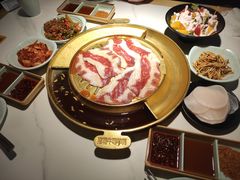-猪啊牛呀羊啊铜盘烤肉(正大广场店)