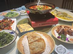 -大城小院饭店(博隆广场虹桥店)