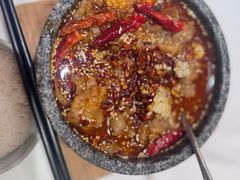 -姚姚酸菜鱼·金戈戈香港豉油鸡(喜荟城联名店)