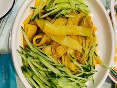 石河子凉皮-巴依老爷新疆美食(望京小街店)