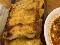-宣海荣锅贴大王·陕味小吃集(钟楼店)