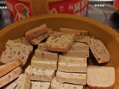 -龍歌自助小火锅(市南金茂湾店)