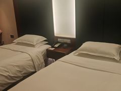 -上海浦东假日酒店