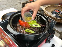 -刘姐啤酒鱼民族演艺餐厅(西街总店)