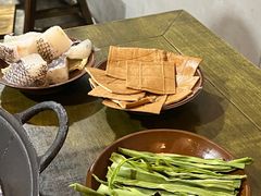 -黄潇洒老火锅(九眼桥宏济巷店)