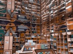 -钟书阁(群光广场店)