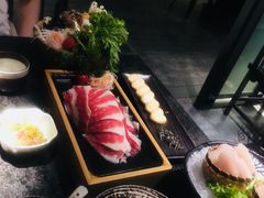 -湊湊火锅·茶憩(新中关购物中心店)