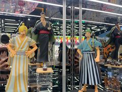 -泡泡玛特POPMART(侨福芳草地店)