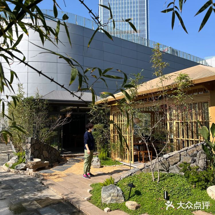 南村万博惊现！藏于云端竹林的素食桃源
 
