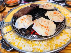-青瓦炭韩潮烤肉(花园道店)