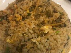 -香巴拉云南餐厅(华莱坞店)