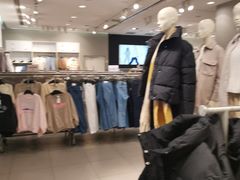 -H&M(鹏欣水游城店)