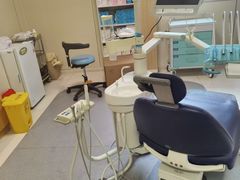 -上海仁爱医院口腔科 · 种植