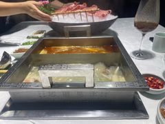 -宽坐河鲜馆(凤城九路店)