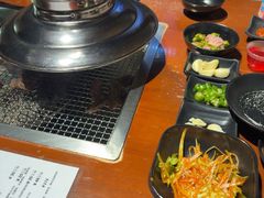 -肉甲韩国木炭烤肉(新壹街1店)