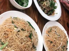 -正宗普宁豆干坊·洪记砂锅粥(红领巾路店)