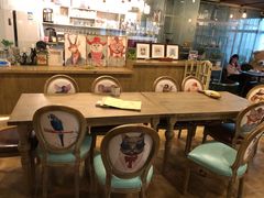 -共舞时光猫咖·狗咖(新街口店)