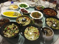 河蚌虾仁豆腐-兴圆苑