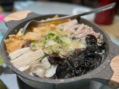 -刘姐啤酒鱼民族演艺餐厅(西街总店)