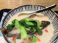-鲜越鲜鱼粉(财富购物中心店)