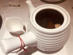 原盅椰子炖乌鸡-尚一汤 广东炖汤(金桥国际店)