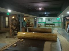 -绿岛汤泉韩式休闲会所