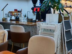 -Line 咖啡(石厦花园店)