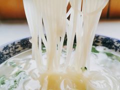 -烤鸭肉夹馍鸭汤店