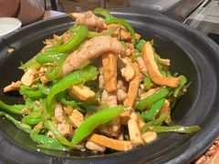 -川堂风·跷脚牛肉·乐山爆炒(宝山日月光店)