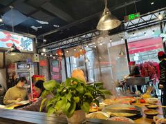 -萍姐火锅·公路夜市(武汉首店)