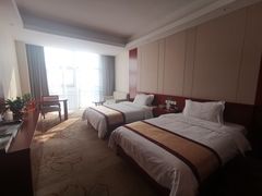 -兴芮温泉度假区