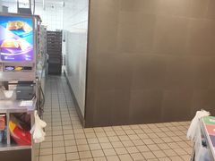 -麦当劳(石坝服务区店)