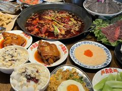 -萍姐火锅·公路夜市(武汉首店)