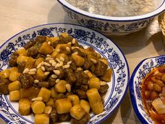 松子牛肉炒年糕-兔爸私家小厨(新北万达店)