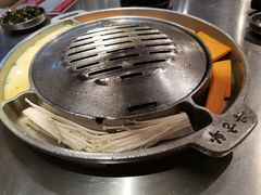 -哈哈碳都·牛肋条无限自助烤肉(台江万达店)