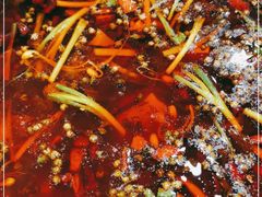 -乡土特色.冷锅鱼.牦牛肉汤锅