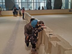 -冰纷万象滑冰场(南山万象天地店)