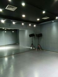 -5KM舞蹈街舞工作室