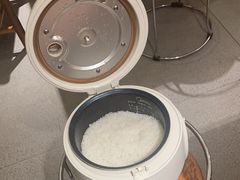 -绿草地·湘菜(酃湖师院店)