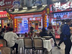 -刘姐啤酒鱼民族演艺餐厅(西街总店)