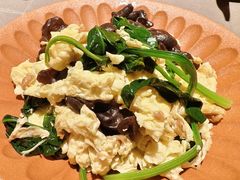 菠菜木耳炒鸡蛋-塔哈尔·新疆盛宴(奉贤龙湖店)