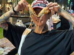 -席娜卡琳火车铁道夜市