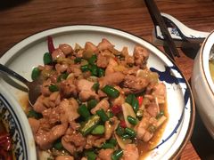 -Mountain House East Village 川山甲